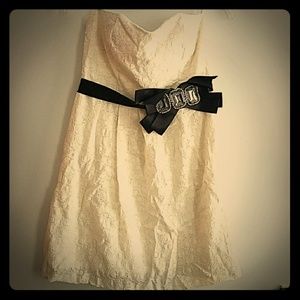 Vintage white eyelet dress, size M